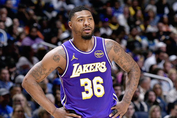 斯马特缺阵暴露湖人防守短板 活塞终结九连胜