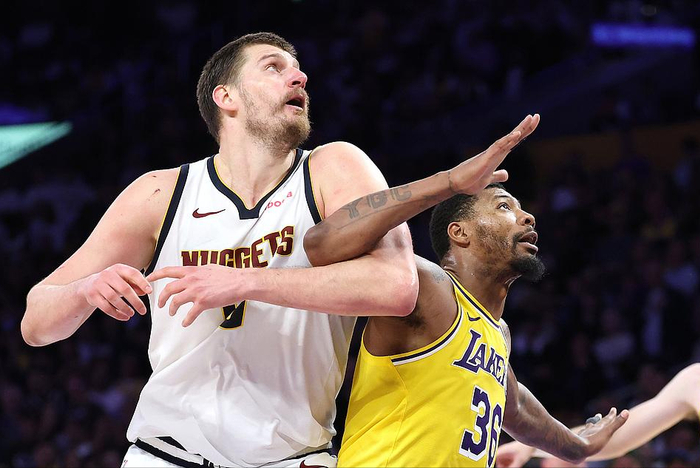 斯马特缺阵暴露湖人防守短板 活塞终结九连胜