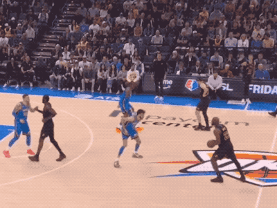 湖人双星伤退季后赛前景堪忧